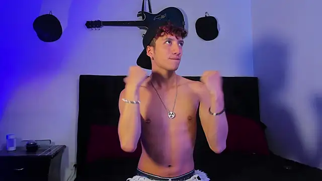 mhatias  online show from 04/01/26, 10:07