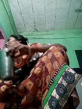 Snapshot of Jivika_Jaiswal chatting on 10/22/25, 11:04 Jivika Jaiswal online show from 10/22/25, 11:04