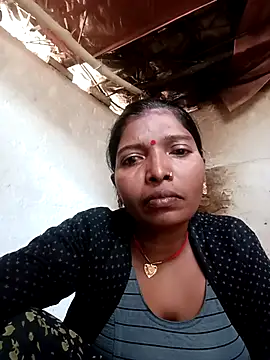 Snapshot of Jivika_Jaiswal chatting on 11/17/25, 07:47 Jivika Jaiswal online show from 11/17/25, 07:47