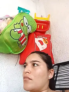 chloe 90 online show from 11/05/25, 05:02