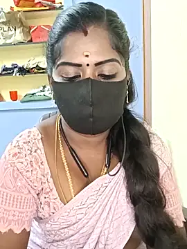 Snapshot of tamilammukuttyy chatting on 06/30/26, 08:10 tamilammukuttyy online show from 06/30/26, 08:10