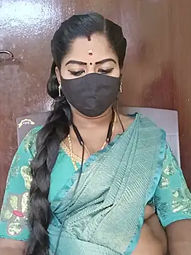 Snapshot of tamilammukuttyy chatting on 07/23/26, 02:53 tamilammukuttyy online show from 07/23/26, 02:53
