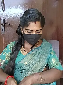 Snapshot of tamilammukuttyy chatting on 07/23/26, 02:59 tamilammukuttyy online show from 07/23/26, 02:59