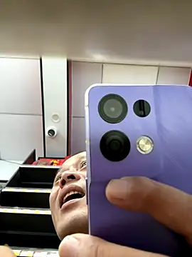 Snapshot of dajiba4718 chatting on 10/15/25, 12:05 dajiba4718 online show from 10/15/25, 12:05