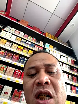 Snapshot of dajiba4718 chatting on 11/15/25, 01:25 dajiba4718 online show from 11/15/25, 01:25