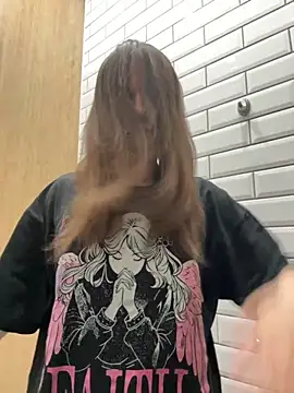 MiniVi online show from 09/18/25, 04:25