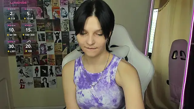 Snapshot of AudreyyKim chatting on 10/05/25, 09:51 AudreyyKim online show from 10/05/25, 09:51