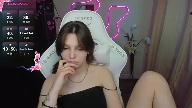 AudreyyKim online show from 04/25/26, 01:41