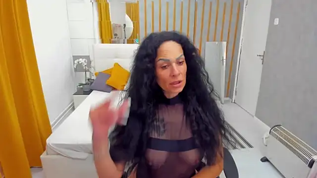 Snapshot of MarbellaRyder chatting on 11/05/25, 11:54 MarbellaRyder online show from 11/05/25, 11:54