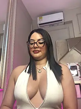 Catalina-Malave online show from 01/06/26, 12:47