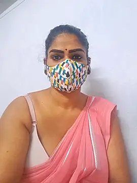 Snapshot of sherlin24 chatting on 10/04/25, 05:00 sherlin24 online show from 10/04/25, 05:00