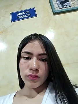 CHARLOTTE  05 online show from 10/16/25, 01:23