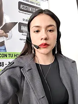 CHARLOTTE  05 online show from 11/05/25, 01:33