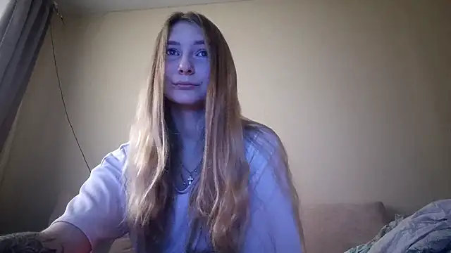 Snapshot of Nymera_flare chatting on 11/06/25, 06:14 Nymera flare online show from 11/06/25, 06:14