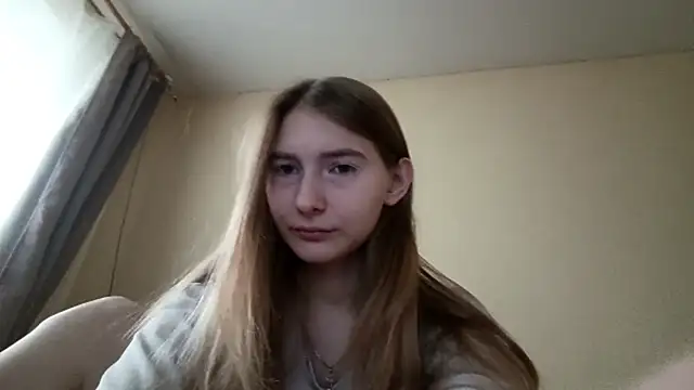 Snapshot of Nymera_flare chatting on 11/07/25, 06:35 Nymera flare online show from 11/07/25, 06:35