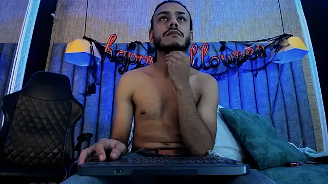 Boss Domiinator online show from 10/30/25, 03:30