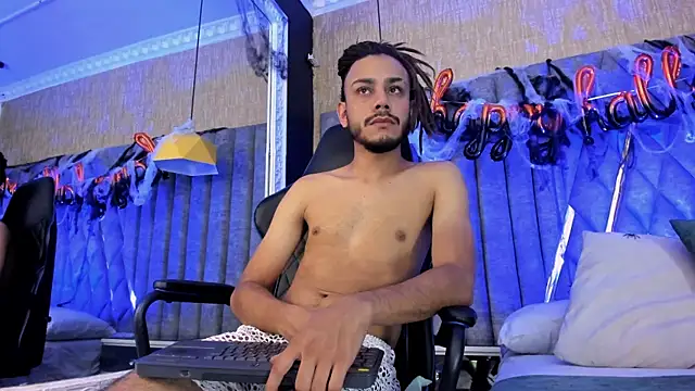 Boss Domiinator online show from 11/02/25, 04:04