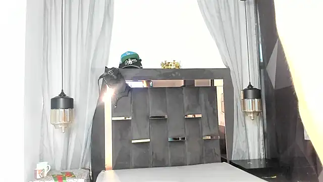 HunterHeat  online show from 03/25/26, 12:33