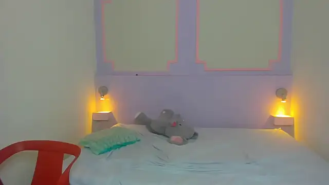 DanielaEmber7 online show from 10/09/25, 04:49
