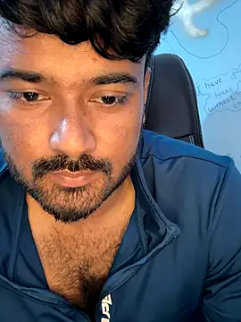 MeekBatgirl online show from 10/31/25, 07:42