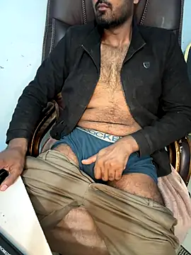 MeekBatgirl online show from 12/15/25, 08:40