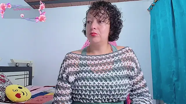 Snapshot of Miss_Oriana chatting on 10/09/25, 04:16 Miss Oriana online show from 10/09/25, 04:16