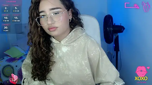 Snapshot of sasha_17_ chatting on 09/17/25, 03:57 sasha 17 online show from 09/17/25, 03:57