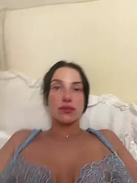 Snapshot of Remirosee chatting on 02/08/26, 07:39 Remirosee online show from 02/08/26, 07:39