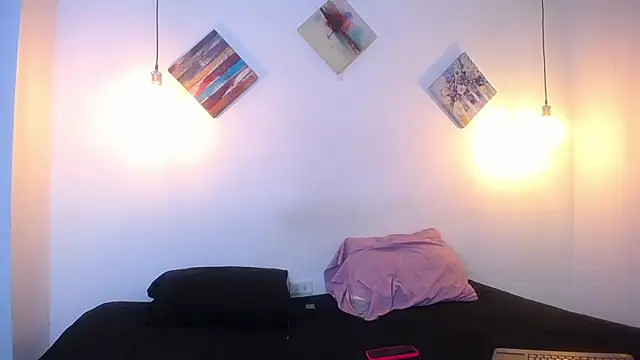 escar let online show from 12/23/25, 04:21