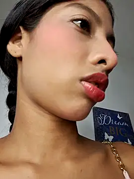 Snapshot of Sol_em chatting on 09/23/25, 12:41 Sol em online show from 09/23/25, 12:41