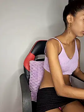 Snapshot of Sol_em chatting on 09/24/25, 12:41 Sol em online show from 09/24/25, 12:41