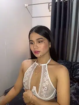 AngelHille online show from 12/15/25, 05:28