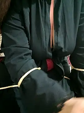 Snapshot of Nescafee- chatting on 09/09/25, 11:32 Nescafee- online show from 09/09/25, 11:32