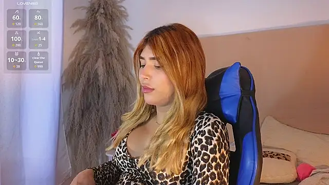 Snapshot of dahiana_marin chatting on 11/25/25, 08:42 dahiana marin online show from 11/25/25, 08:42