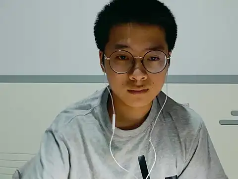 mkbk- online show from 10/01/25, 12:22