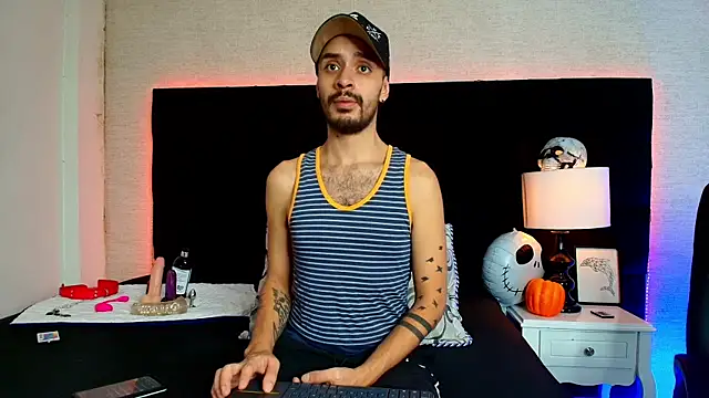 HairyDiamond  online show from 10/21/25, 04:08