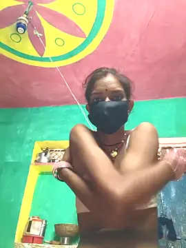 Snapshot of So_pinki chatting on 09/11/25, 04:56 So pinki online show from 09/11/25, 04:56