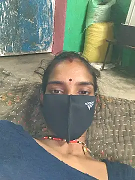 Snapshot of So_pinki chatting on 09/20/25, 03:24 So pinki online show from 09/20/25, 03:24