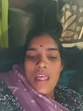 Snapshot of So_pinki chatting on 03/07/26, 06:32 So pinki online show from 03/07/26, 06:32