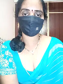 Snapshot of Mee_harini-telugupilla chatting on 10/13/25, 03:34 Mee harini-telugupilla online show from 10/13/25, 03:34