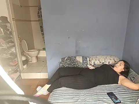 badlove42 online show from 11/26/25, 09:27