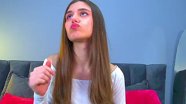 ArianaAllens online show from 11/25/25, 06:24