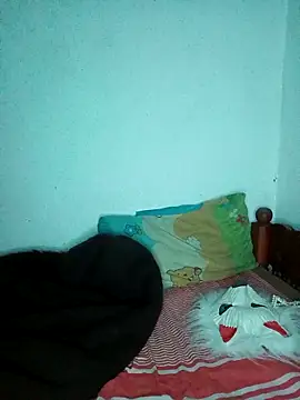 Snapshot of BunnyBloom25 chatting on 09/14/25, 02:05 BunnyBloom25 online show from 09/14/25, 02:05