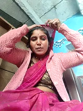 Snapshot of LUCKY_cut chatting on 12/04/25, 05:17 LUCKY cut online show from 12/04/25, 05:17