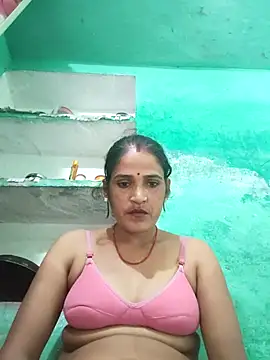 Nillohot online show from 10/14/25, 10:05