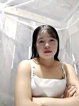 Snapshot of samsam-bae chatting on 10/25/25, 10:12 samsam-bae online show from 10/25/25, 10:12