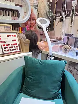 Xinlan-Asia online show from 09/27/25, 07:46