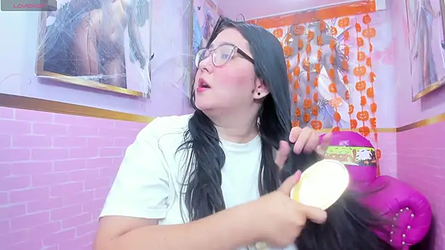 Dulce meow online show from 10/24/25, 11:39