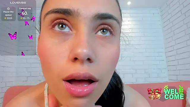 sofiapalacioss online show from 12/22/25, 06:27