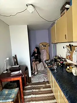 Snapshot of vikinylon chatting on 11/30/25, 09:02 vikinylon online show from 11/30/25, 09:02